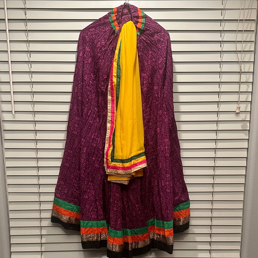 Garba skirt : Vibrant Purple Ethnic Dress with Yellow dupatta